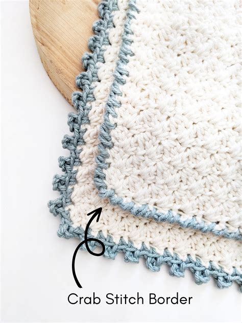 double crochet crab stitch border.